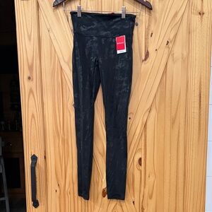 SPANX Dark Camo Leggings